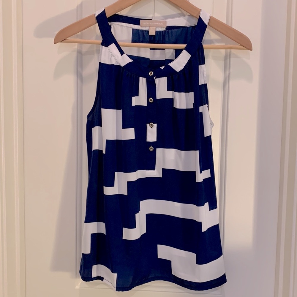 Banana Republic Sleeveless Blouse